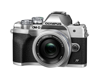 OM-D E-M10 Mark IV + ED 14-42/3,5-5,6 EZ Silber OM-D E-M10 Mark IV + ED 14-42/3,5-5,6 EZ Silber