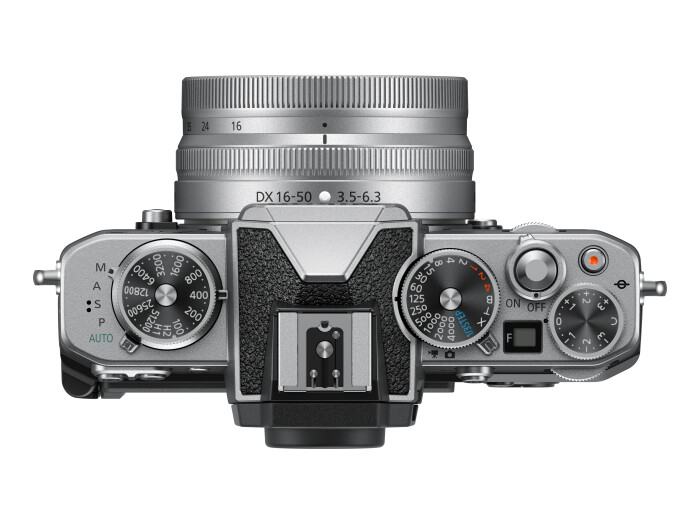 Nikon Z fc Kit Z DX 16-50/3.5-6.3 VR Silver Edition Nikon Z fc Kit Z DX 16-50/3.5-6.3 VR Silver Edition