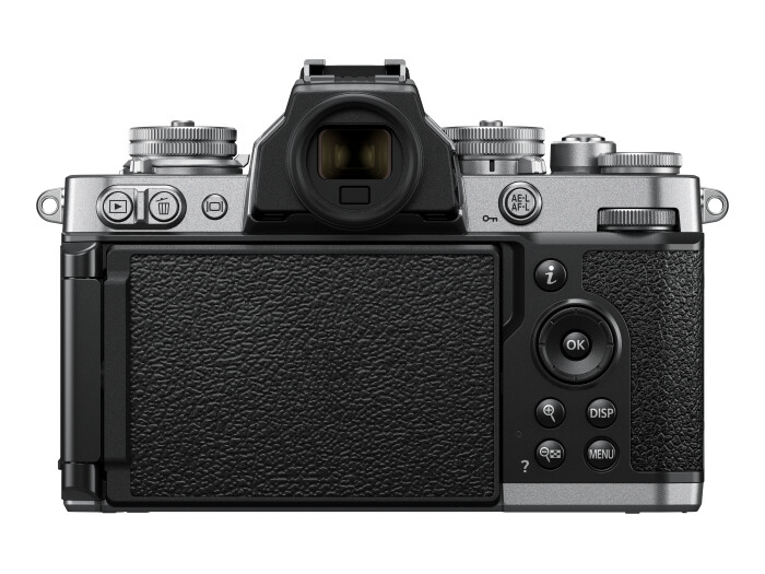 Nikon Z fc Kit Z DX 16-50/3.5-6.3 VR Silver Edition Nikon Z fc Kit Z DX 16-50/3.5-6.3 VR Silver Edition