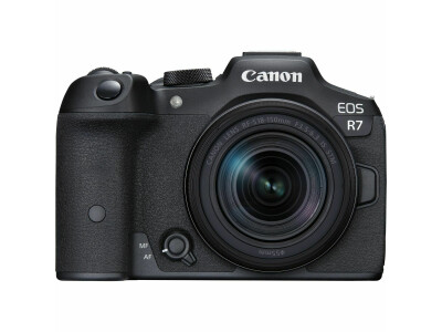 EOS R7 + RF-S 18-150/3,5-6,3 IS STM mit Adapter