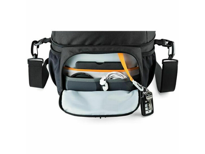 Lowepro NOVA 180 AW II SCHWARZ