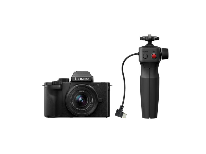 Panasonic Lumix DC-G100 + 12-32 und Stativ-Griff DMW-SHGR2