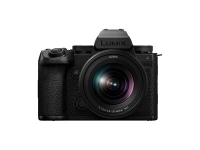 Lumix DC-S5 IIx + 20-60/3,5-5,6 + 70-300 Macro OIS Lumix DC-S5 IIx + 20-60/3,5-5,6 + 70-300 Macro OIS