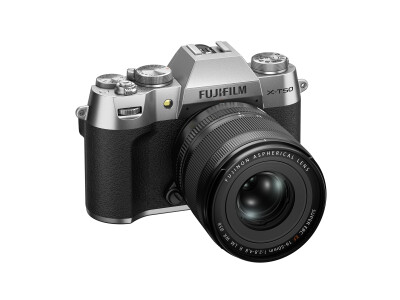 Fujifilm X-T50 silver + XF16-50/2.8-4.8 R LM WR