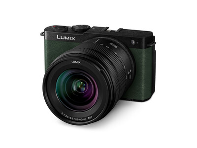 Lumix DC-S9 Set mit S-R 20-60/3,5-5,6 Dark Olive