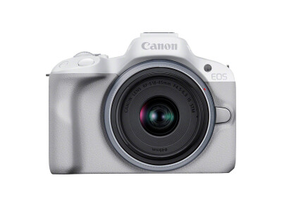 EOS R50 + RF-S 18-45 mm IS STM weiß EOS R50 + RF-S 18-45 mm IS STM weiß