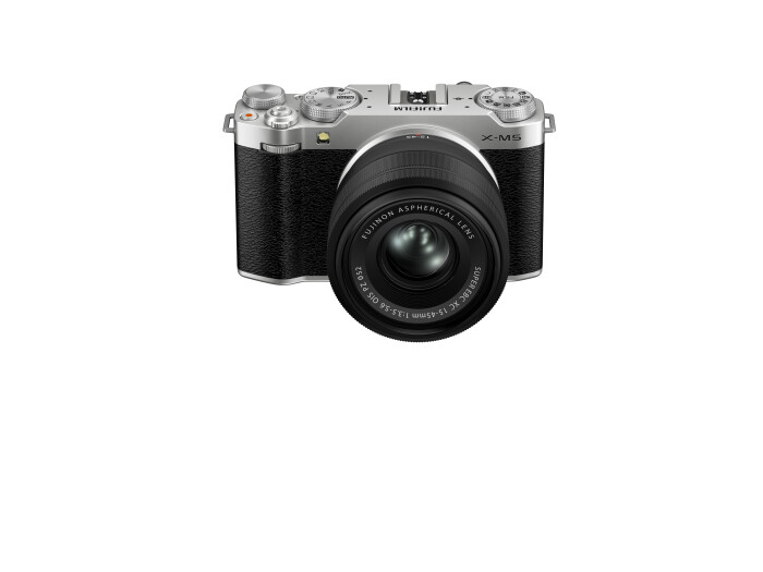 Fujifilm X-M5 silver + XC 15-45/3,5-5,6 OIS PZ