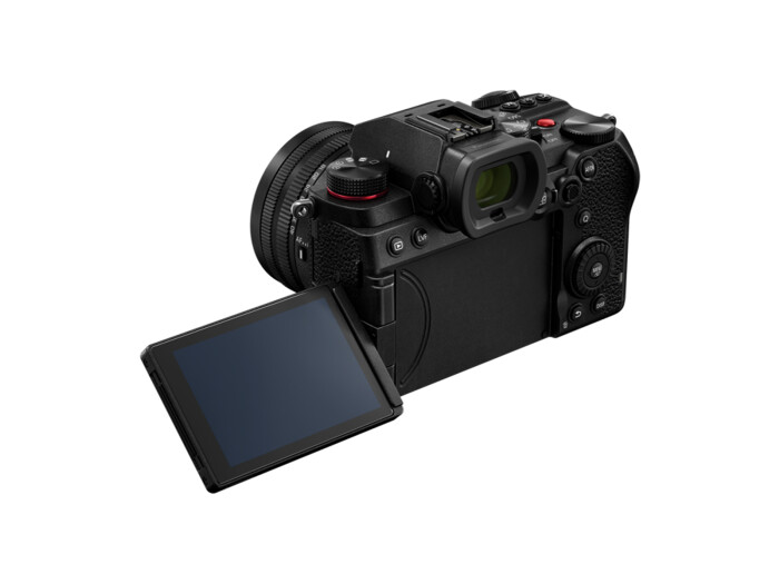 Panasonic Lumix DC-S5D + 18-40/4,5-6,3 + Obj. S-R 26/8,0