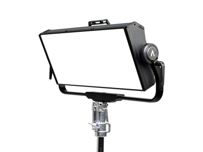 Aputure Nova P600c (EU Version) 600W-RGBWW-LED-Softlight