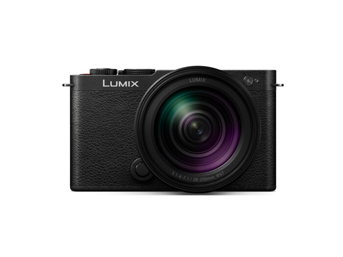 Panasonic Lumix DC-S9 Set mit S-R 28-200/4,7-7,1 Jet Black