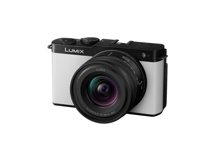 Panasonic Lumix DC-S9+18-40mm Smokey White
