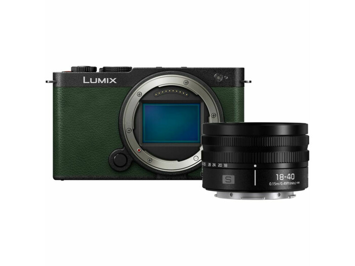 Panasonic Lumix DC-S9+18-40mm Dark Olive