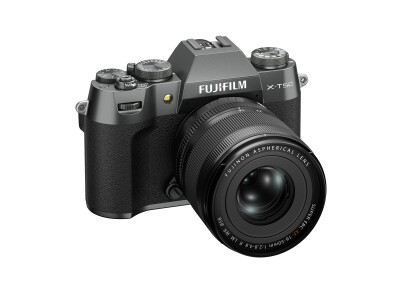 X-T50 charcoal silver + XF16-50/2.8-4.8 R LM WR