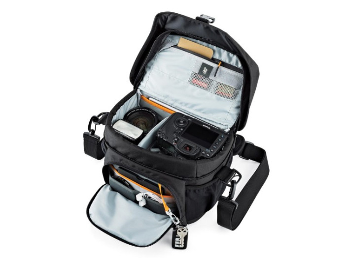 Lowepro NOVA 180 AW II SCHWARZ