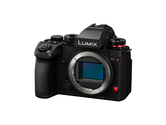 Panasonic Lumix DC-S1R II mit SanDisk CF Express 256GB