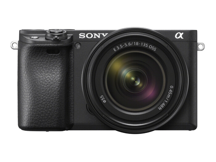 Sony Alpha 6400 + 18-135/3,5-5,6 OSS Schwarz