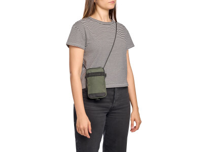 Street 2 Pouch Crossbody