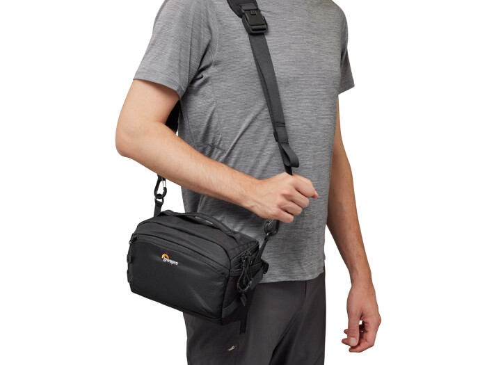 Lowepro ProTactic Lite SLX 110 AW III Slingtasche, schwarz